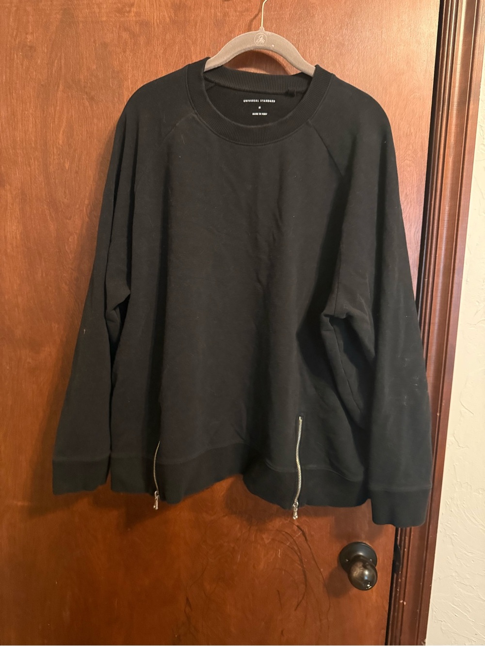Universal standard women’s sweater top w/ zippers medium